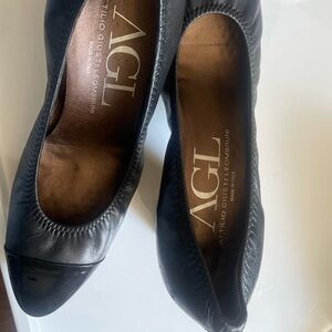 AGL Women's Black Leathers Classic Flats Black